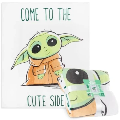 Image of Disney Baby Yoda Fleece Throw Blanket, Mandalorian 150 x 130cm Bedroom Decor (Green Yoda)