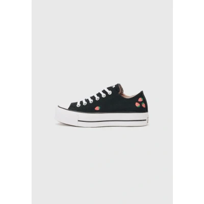 Image of Converse Chuck Taylor Trainers, Women&#039;s, Size: 5, Black/soft red/white shoes