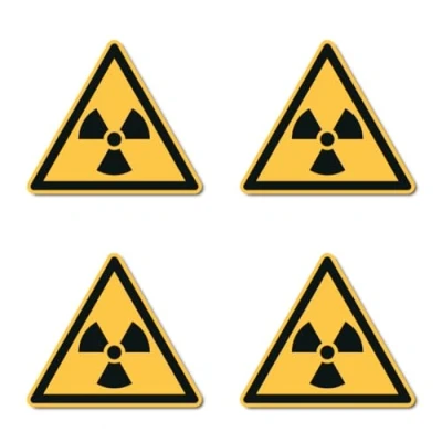 Image of Warning against radioactive substances or ionising rays: W003 DIN EN ISO 7010 / ASR A1.3 Sticker: diameter 7.5 cm, pack of 4