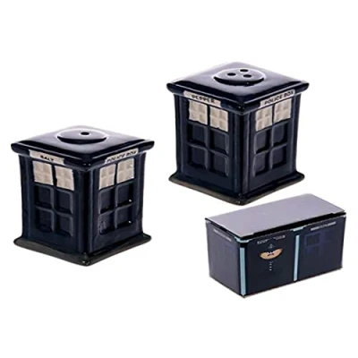 Image of Puckator Police Box London Icons Ceramic Salt &amp; Pepper Set