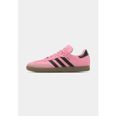 Image of adidas Performance Samba Messi Indoor football boots, Men&#039;s, Size: 7, Light pink/core black/gum shoes