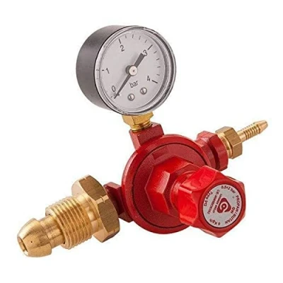 Image of Cavagna 0.5 TO 2bar Propane Gas Regulator with Gauge