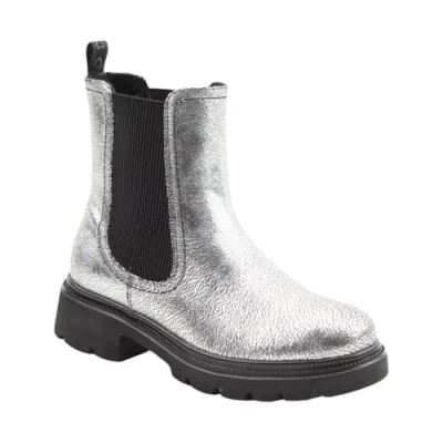 Image of Heavenly Feet Womens Zeta Silver Chelsea Vegan Ankle Boots (Silver, UK Footwear Size System, Adult, Women, Numeric, Medium, 5)
