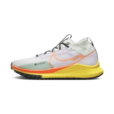 Image of NIKE Men&#039;s React Pegasus Trail 4 Gore tex Sneaker, Barely Grape Total Orange Bare, 13 UK