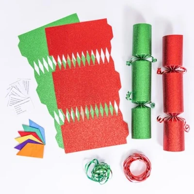 Image of evelay 12 Make Your Own Christmas Cracker Kit DIY Red &amp; Green Glitter Crackers Hats Snaps Jokes (Red, Green)