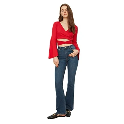 Image of Trendyol Women Slim fit Basic Cache Coeur Knit Blouse Rot