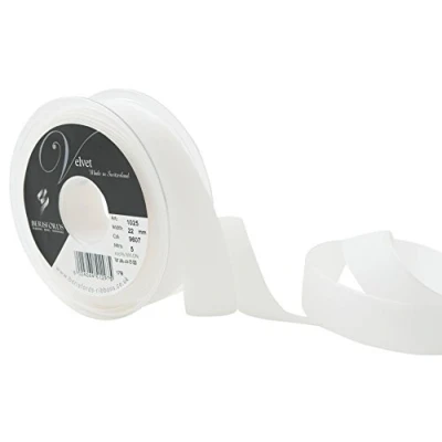 Image of Berisfords Velvet Ribbon, Ecru, 10.2 x 3 cm