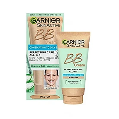 Image of Garnier Oil Free Perfecting All in 1 BB Cream, Shade Medium, Tinted Moisturiser SPF25, Mattifies Skin &amp; Evens Complexion, With Hyaluronic Acid, Aloe Mineral Pigments, 50ml