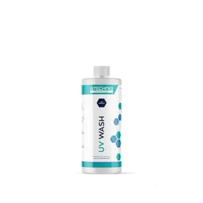 Image of Gtechniq Marine UV Wash concentrate for Boats, Yachts and Jet Skis, Cleans Paint, Essential Boat Cleaning Products, 500ml