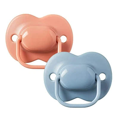 Image of Tommee Tippee Cherry latex Dummies, 6 18 months, pack of 2 Dummies with 100% natural baglet