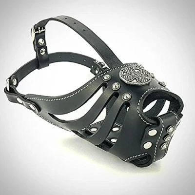 Image of Bestia Maximus Basket Muzzle. Studded design. 100% genuine leather