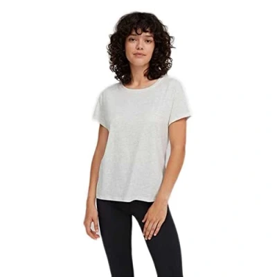 Image of O&#039;Neill Women&#039;s Essential Roundneck Shortsleeve T Shirt, Casual Logo Rundhalsshirt, White Melee, XS XL