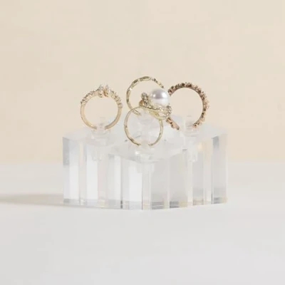 Image of GemeShou 4pcs Acrylic Jewelry ring display stand for selling, Clear holder show, Transparent storage stands with clips【Acrylic set of 4】