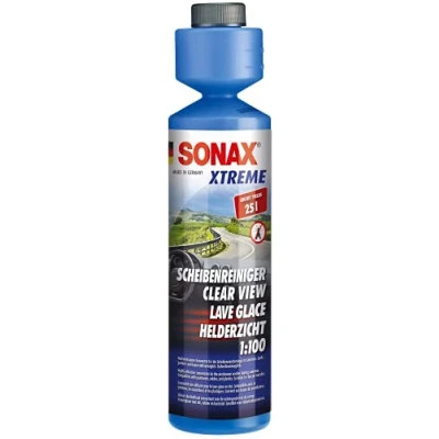 Image of XTREME Clear View 1:100 (250 ml) Highly effective concentrate for the windscreen washer during summer. Compatible with paintwork, rubber and plastics. Item No. 02711410 810