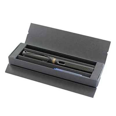 Image of LAMY safari Medium Nib Fountain Pen Charcoal Matt Black (Matte in Gift Box)