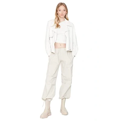 Image of Trendyol FeMan Normal Waist Wide Leg Jogger Jeans Beige