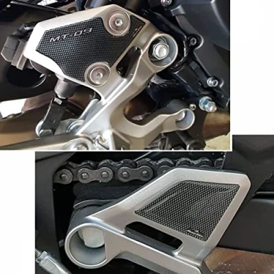 Image of Resin Bike Motorcycle 3D Stickers Compatible with Yamaha MT 09 2013 2020. Heel Sill Protection from Bumps and Scratches. Pair of Carbon Fiber Effect Gadget Moto