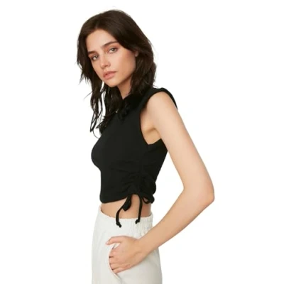 Image of Trendyol Women Fitted Basic Crew Neck Knit Blouse Black
