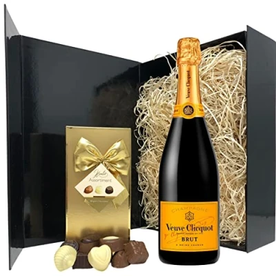 Image of Veuve Clicquot Champagne Gift Set and Chocolate Hamper