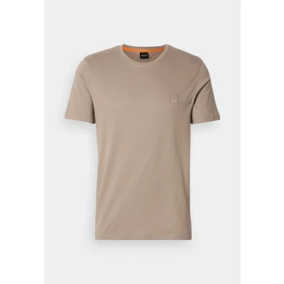 Image of BOSS Mens Tales Logo Patch T Shirt in Cotton Jersey