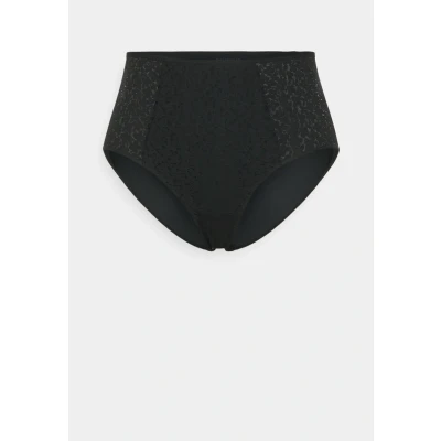 Image of Chantelle Norah HIGH Waisted Covering FULL Briefs Briefs, Women&#039;s, Size: Small, Black