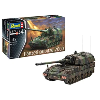 Image of Revell 03279 Panzerhaubitze 2000 1:35 Scale Unbuilt/Unpainted Plastic Model Kit, Green