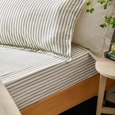 Image of Yard Hebden Striped 100% Cotton Fitted Sheet