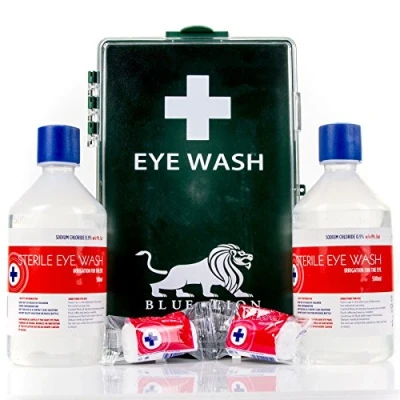 Image of Eye Wash Emergency Treatment Kit &amp; Wall Bracket