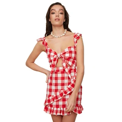 Image of Trendyol Women&#039;s Plaid Frilly Beach Dress, Burgundy, 14 UK