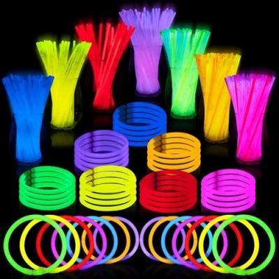 Image of JOYIN 100 Pcs Glow Sticks Bulk 20cm Glowsticks, Stick Bracelets Necklaces, in the Dark Supplies, Accessories, Easter, Christmas, Halloween Party Supplies Pack