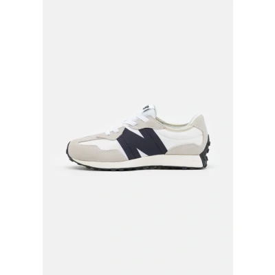 Image of New Balance PH327FE Unisex Trainers for kids, Size: 13.5K, Grey Leather and textile