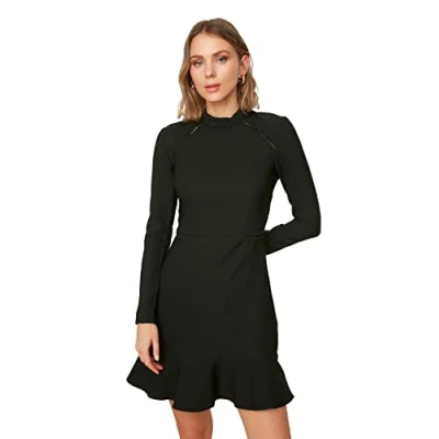 Image of Trendyol FeMan Midi A line Fitted Woven Dress Schwarz