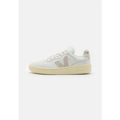 Image of Veja V90 Trainers extrawhite/natural, Men&#039;s, Size: 11, Extra white/natural Leather