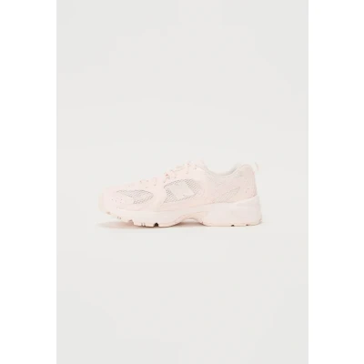 Image of New Balance 530 Unisex Trainers Washed pink, Size: 3, pink shoes
