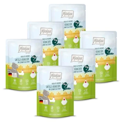 Image of MjAMjAM Premium wet food for cats Quetschie Chicks &amp; Friends juicy chicken with steamed spinach, 6 pack (6 x 300g), grain free