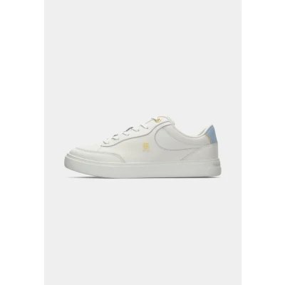 Image of Tommy Hilfiger Women&#039;s Essential Chic Leather Court Trainers, White (White), 3.5