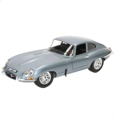Image of Bburago 1:18 Gold Jaguar &quot;E&quot; Coupe (1961)