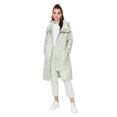 Image of Trendyol Women&#039;s Regular Puffer Hood Woven Modest Coats, Mint, 42