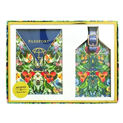 Image of Archive Luggage Tag &amp; Passport Holder Travel Set, Green