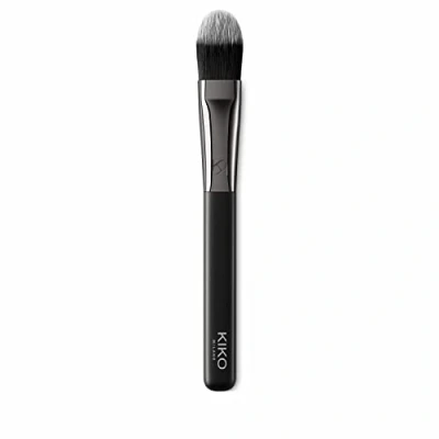 Image of KIKO Milano Face 03 Flat Foundation Brush With Synthetic Bristles For Applying Liquid Or Cream