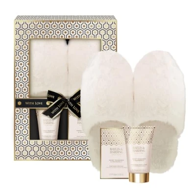 Image of Baylis &amp; Harding Sweet Mandarin Grapefruit Luxury Slipper Gift Set Vegan Friendly (Pack of 1)