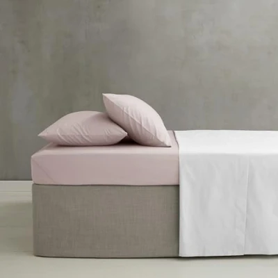 Image of Catherine Lansfield Easy Iron Percale Combed Single Fitted Sheet Blush Pink