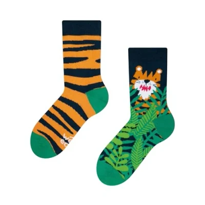 Image of Dedoles Unisex Socks for Women, Men &amp; Kids Cotton Funny Designs Football Bicycle Horses Plants Firefighter Gift Mismatched, Design: Strong Tiger, Colour: Green, Size: 12K 2 UK