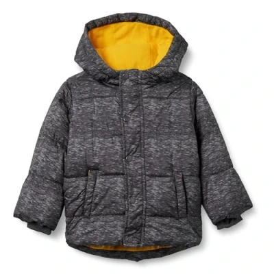 Image of Amazon Essentials Boys&#039; Heavyweight Hooded Puffer Jacket, Charcoal Heather, 6 7 Years