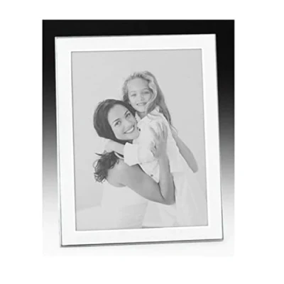Image of Shudehill Giftware Plain White Silver Frame 5&quot; x 3.5&quot; Photo