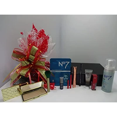 Image of No7 The Ultimate Beauty Collection Gift Set Hamper