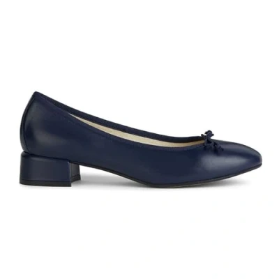 Image of Geox D FLORETIA women&#039;s Shoes (Pumps / Ballerinas) in Black