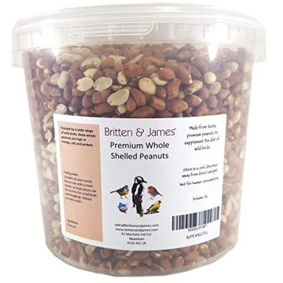 Image of Britten &amp; James Whole Shelled Peanuts for Wild Birds in a Stay Fresh 5L Tub (3.6 kg)