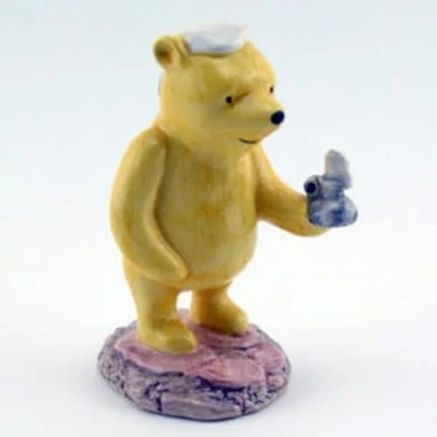 Image of Royal Doulton THE POOH Collection LIGHTS CANDLE WP11 Made In England
