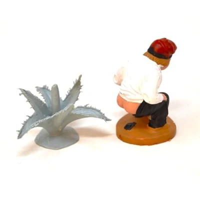 Image of 5 cm hidden nativity scene. find the Christmas figure. man who poops. shitting statuette. scene set, figures, jesus. 3 kings. scale models